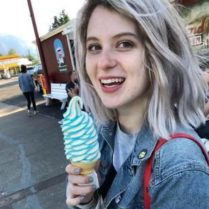 Meet your Posher, Julia